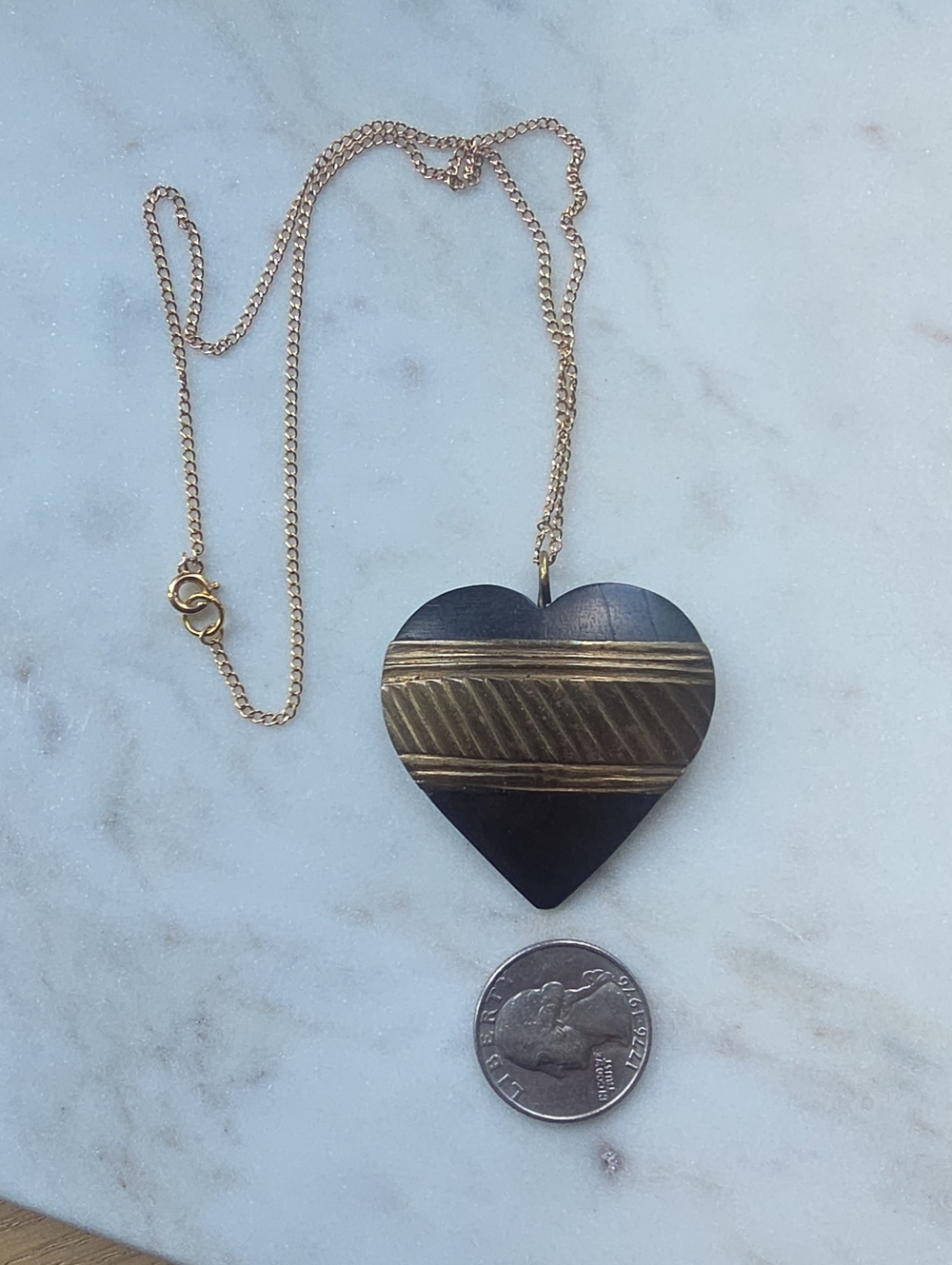 Vintage Wood Heart Necklace - Picture 5 of 9